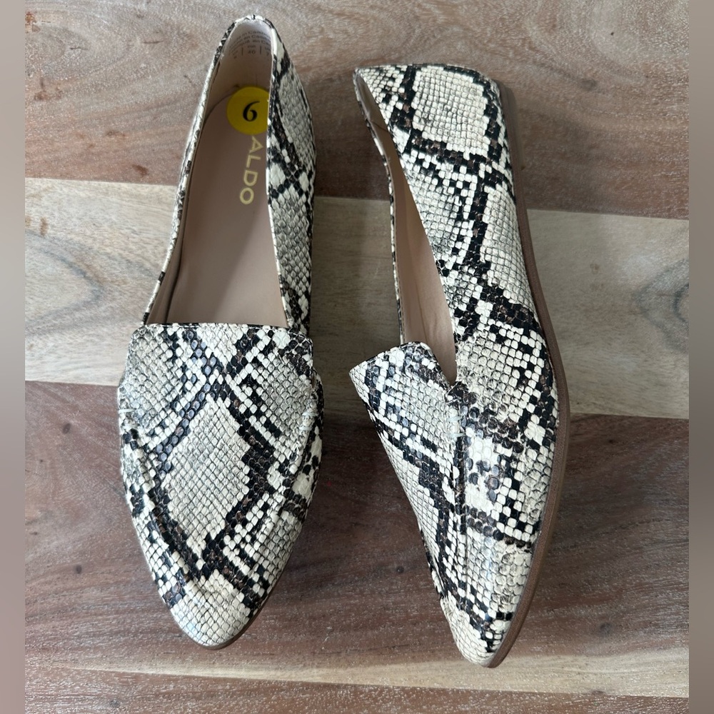 Aldo Women's Snake Print Loafers Size 9